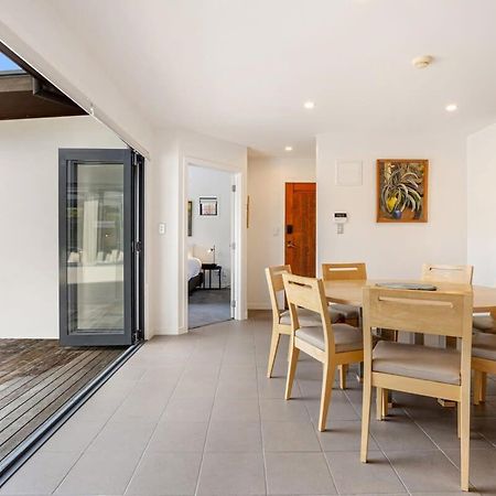 Stylish And Serene Living In Kohimarama 奥克兰 外观 照片